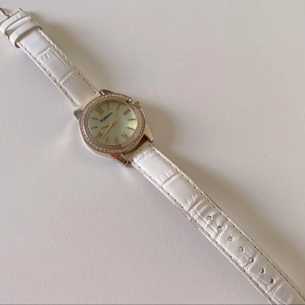 Style & Co Gold Diamond and White Leather Round Face  Watch EUC